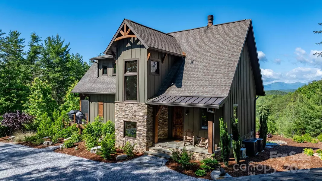 2775 Campbells TRCE, Nebo, NC 28761