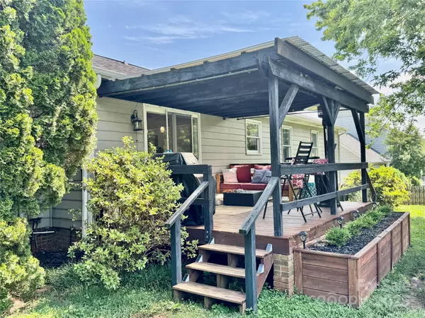 Shelby, NC 28150,2810 Elizabeth AVE