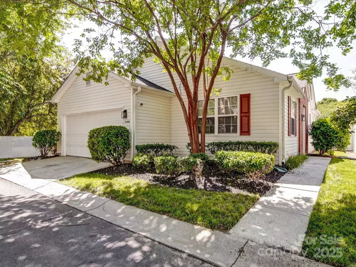 Charlotte, NC 28269,9360 Meadowmont View DR