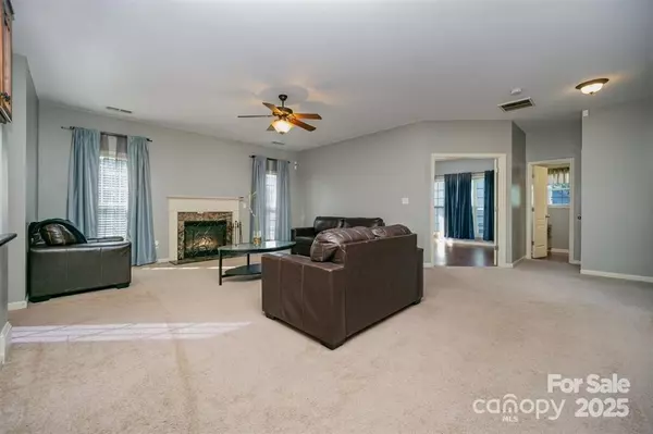 Charlotte, NC 28262,10515 Greenhead View RD