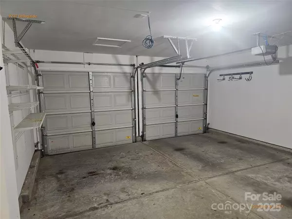 Charlotte, NC 28277,9237 Bellegarde DR