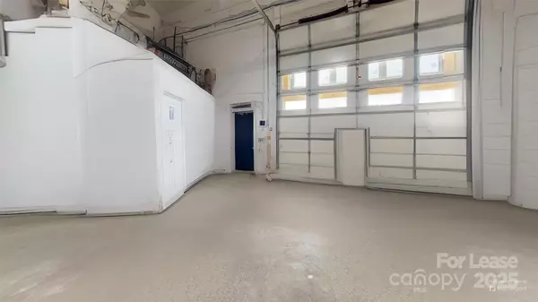 Woodfin, NC 28804,943 Riverside DR