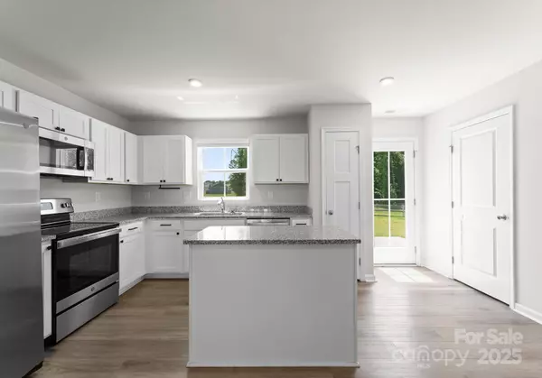 Troutman, NC 28166,110 Browband ST