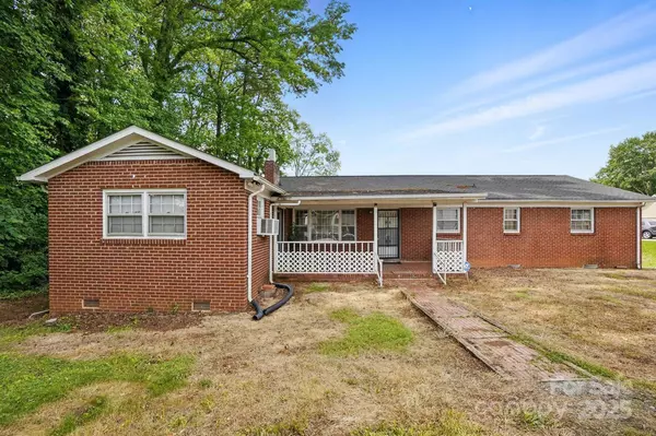 Charlotte, NC 28214,800 Old Little Rock RD