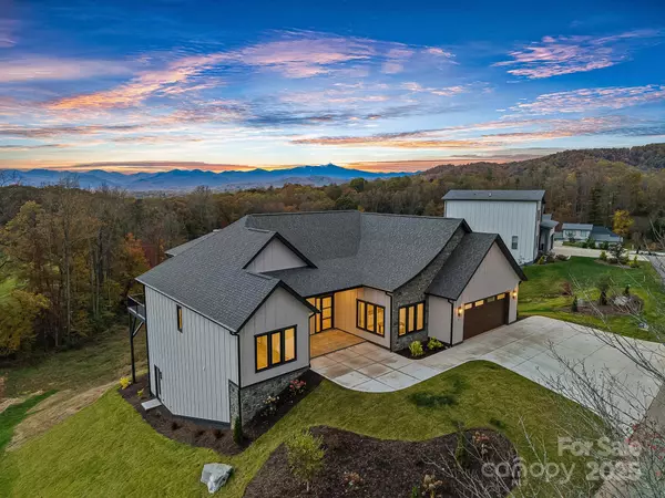 Candler, NC 28715,51 Bridgeway DR #12