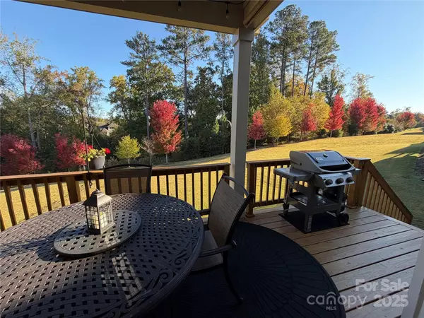 Charlotte, NC 28278,16010 Vale Ridge DR