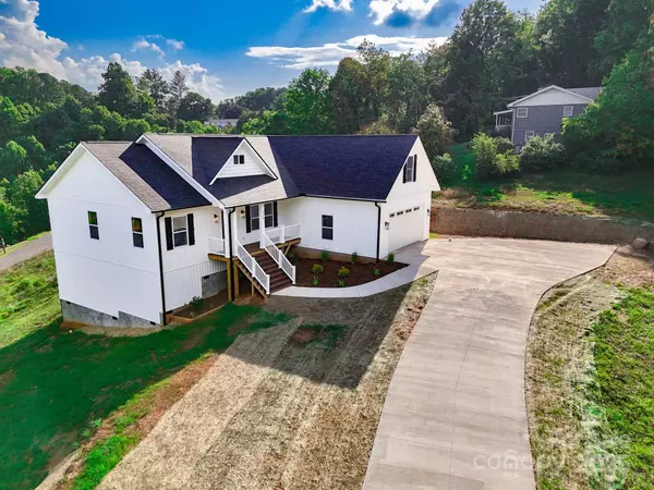 Mars Hill, NC 28754,220 Pine Ridge RD