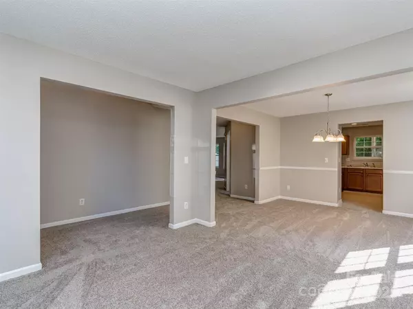 Gastonia, NC 28054,4208 Everest DR