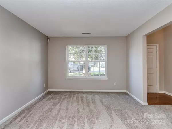 Gastonia, NC 28054,4208 Everest DR