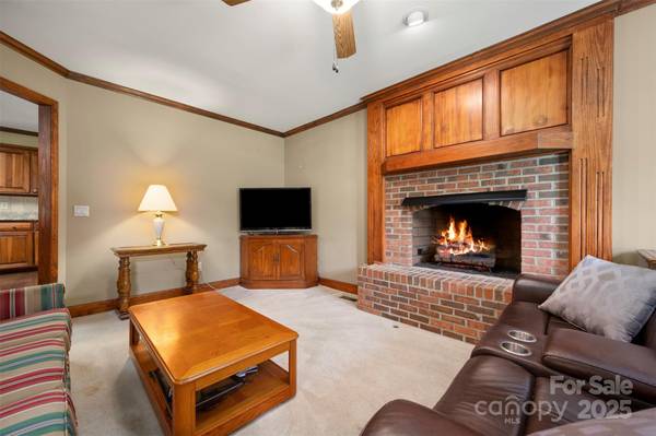 Rutherfordton, NC 28139,312 Briarwood DR