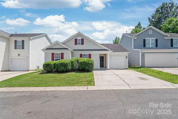 13408 Golden Apple CT, Charlotte, NC 28215