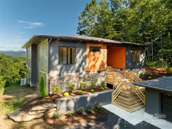 Hendersonville, NC 28739,129 Parkway View DR