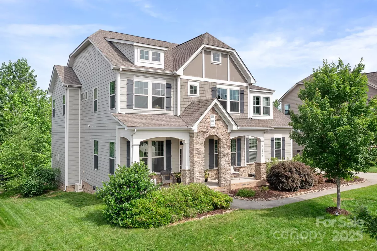 Huntersville, NC 28078,10911 Skymont DR