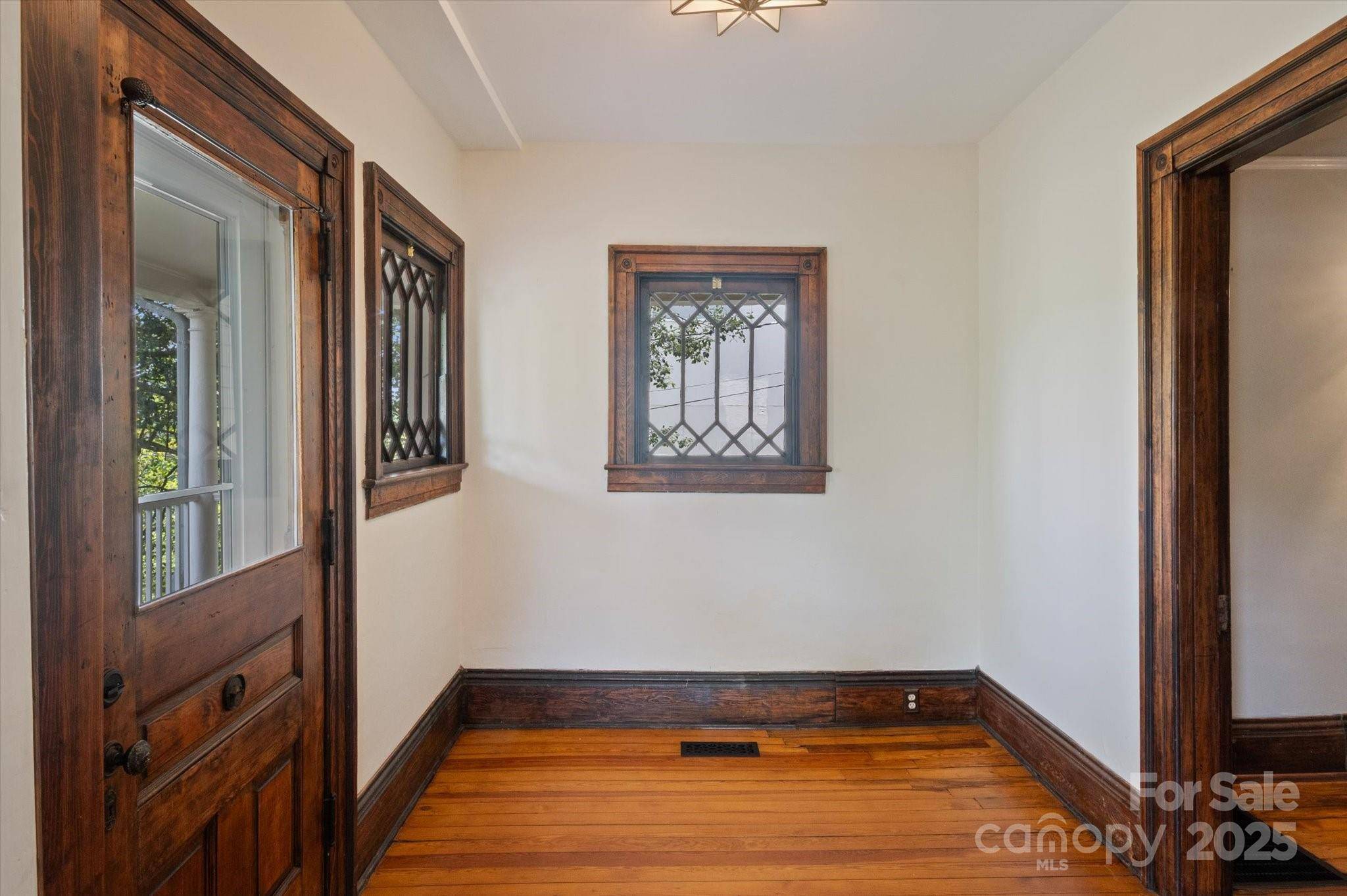 Asheville, NC 28801,31 Jefferson DR