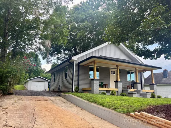 85 Archer ST, Granite Falls, NC 28630