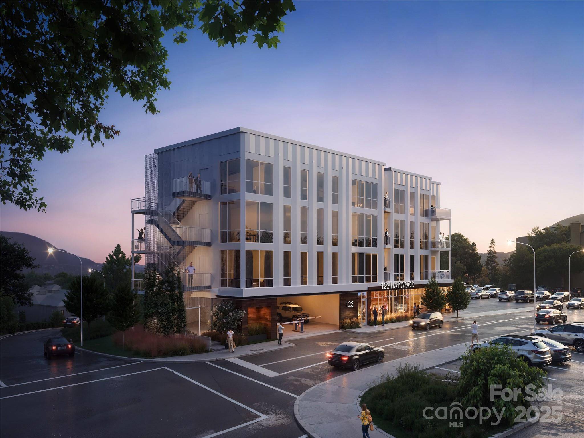 Asheville, NC 28801,123 Haywood ST #204