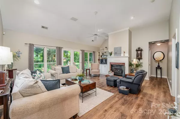 Waxhaw, NC 28173,5208 Black Oak LN