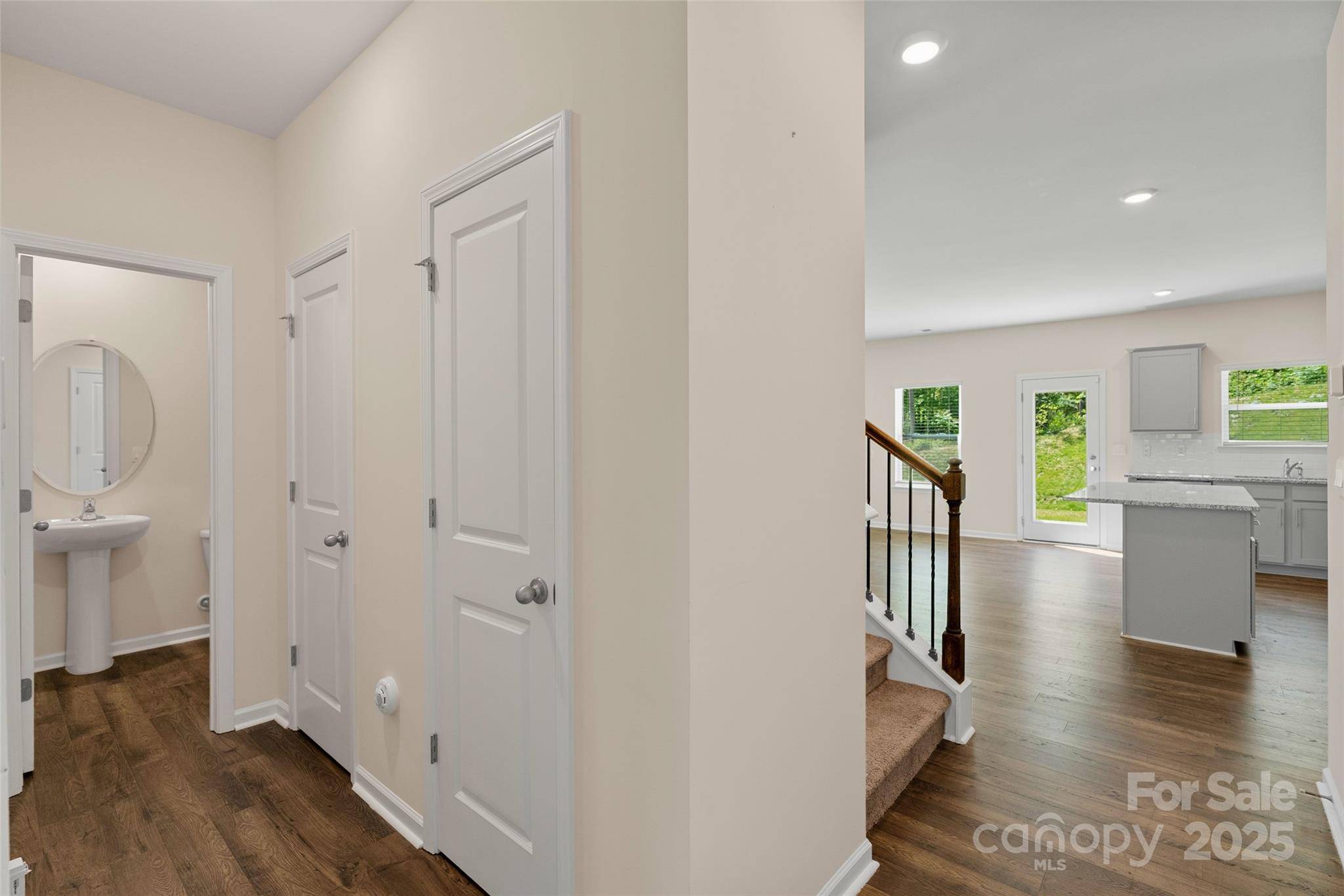 Mars Hill, NC 28754,383 Ridgeview LN