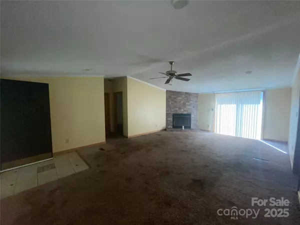 Shelby, NC 28150,3103 Blue Ridge DR