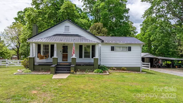 Lenoir, NC 28645,1826 Walt Arney RD