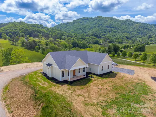 Clyde, NC 28721,70 Knox Best ST