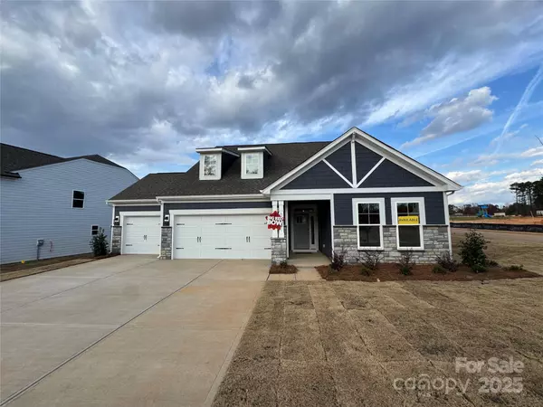 1269 Carrington DR, Stanley, NC 28164