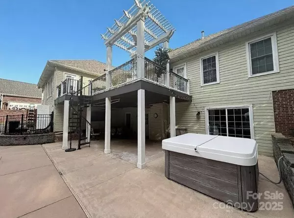 Salisbury, NC 28146,208 Stone Ridge DR