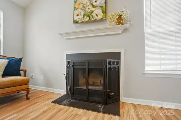 Mooresville, NC 28115,317 Cedarcroft DR