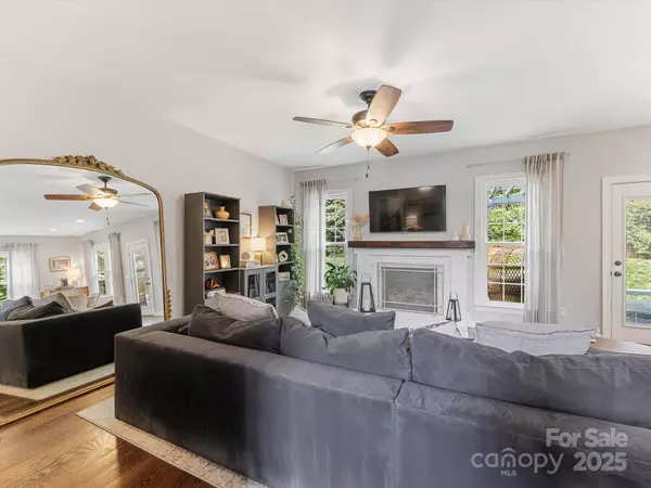 Huntersville, NC 28078,15313 Moate CT