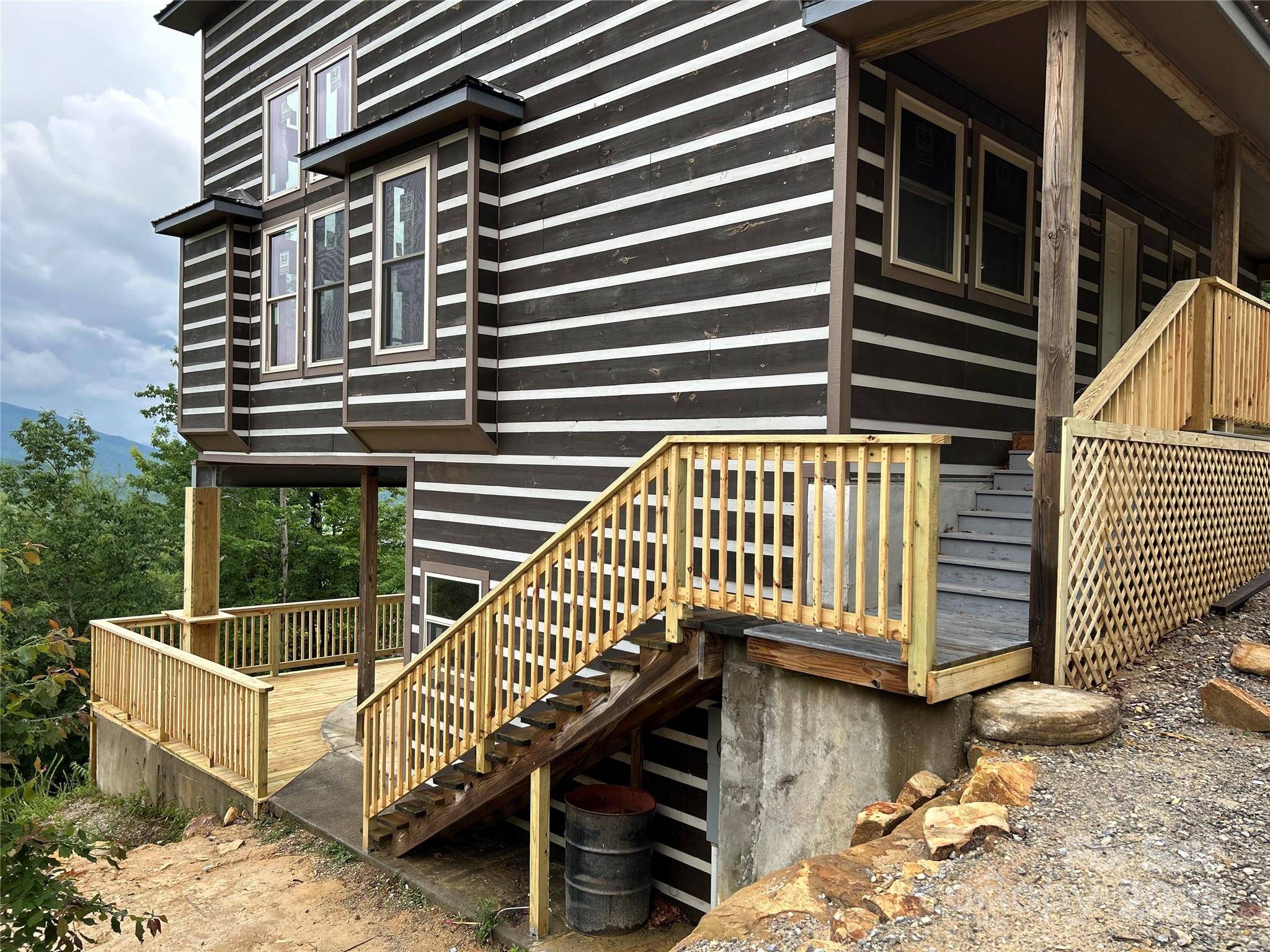 Marion, NC 28752,548 Wilderness DR