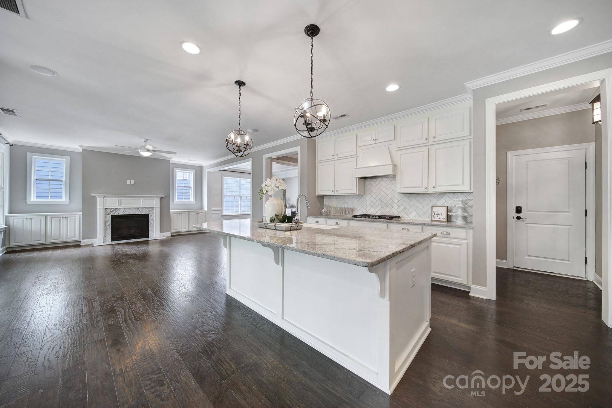 Fort Mill, SC 29708,295 Helton LN