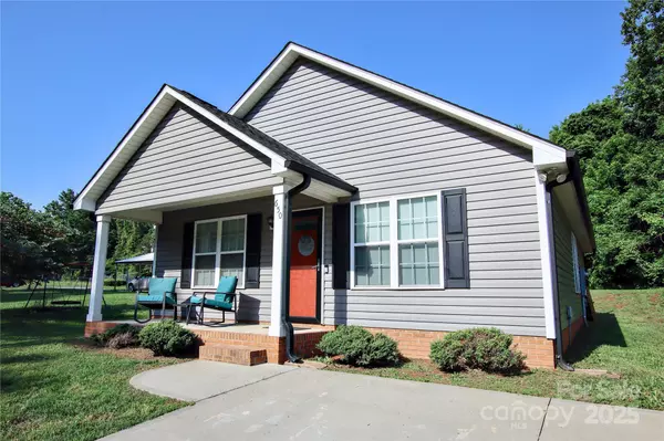 China Grove, NC 28023,650 Harry ST