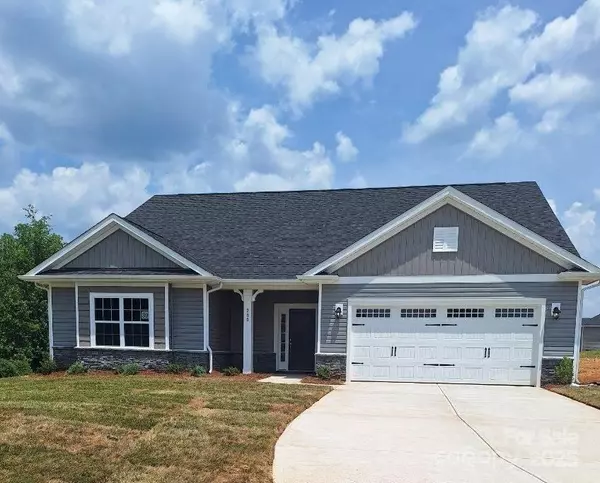 230 Mountain Island DR #39, Statesville, NC 28677