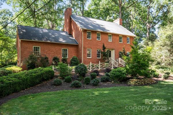 3209 Sedgefield RD, Statesville, NC 28625