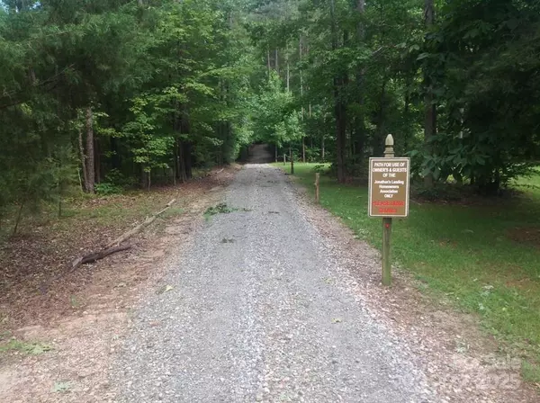 Bullock, NC 27507,9973 Lakeside TER #24