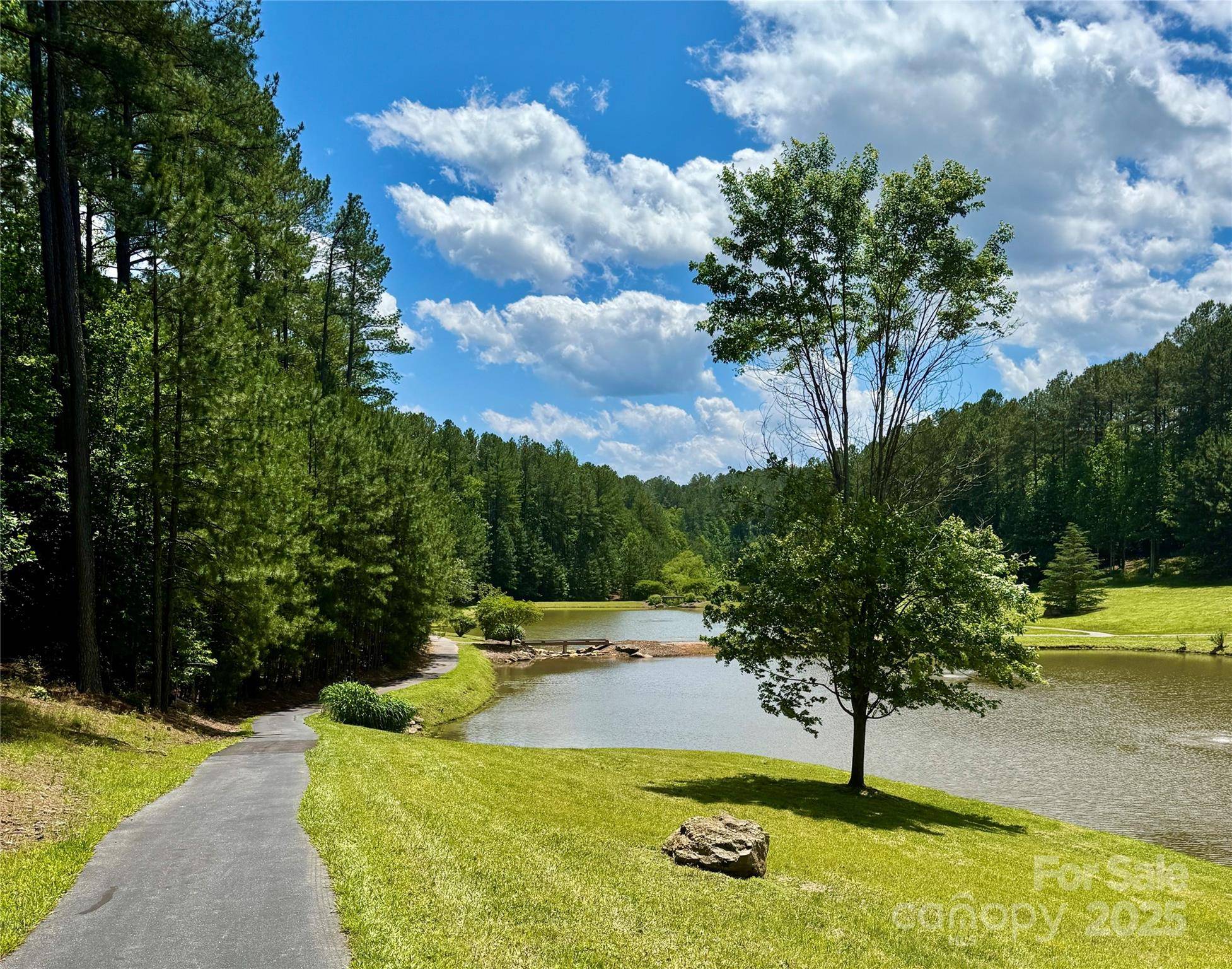 Granite Falls, NC 28630,5418 Breakwater DR