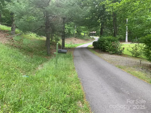 Maggie Valley, NC 28751,5 Friar Tuck LN #5