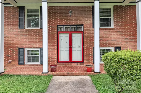 Charlotte, NC 28227,5633 Mallard DR S