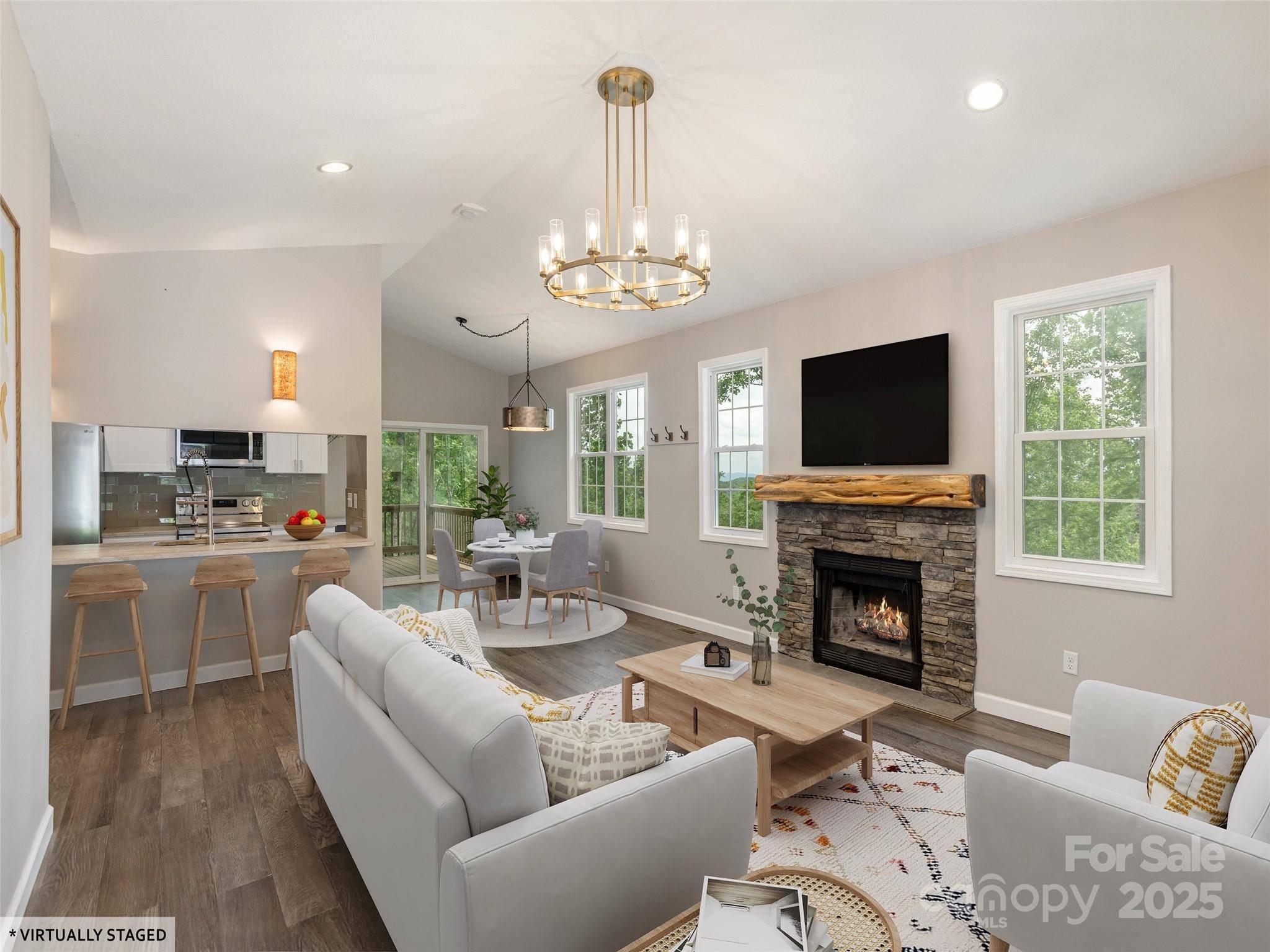 Hendersonville, NC 28792,264 W Splitrail DR