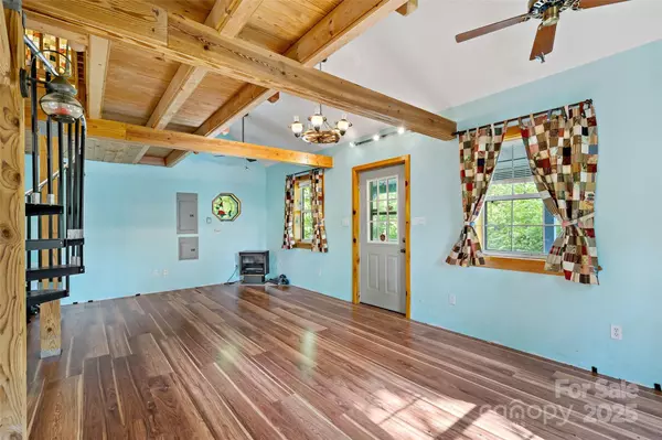 Marion, NC 28752,42 Parkway DR