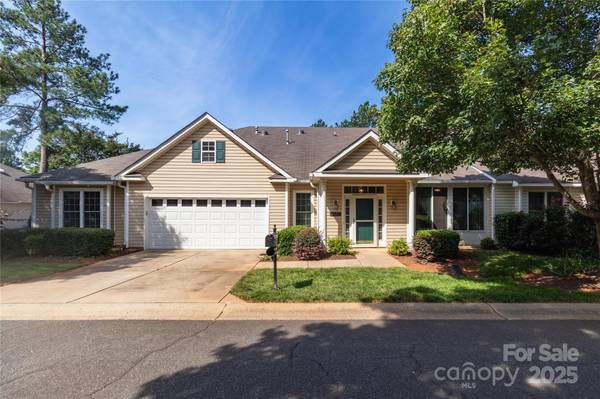 4467 Antelope LN, Charlotte, NC 28269