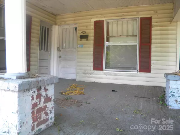 Salisbury, NC 28144,421 W Cemetery ST