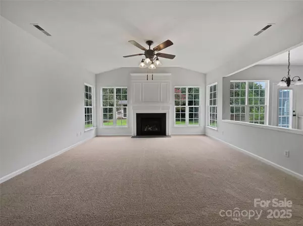 Cornelius, NC 28031,18414 Victoria Bay DR