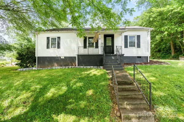 Hickory, NC 28601,1211 11th ST NW