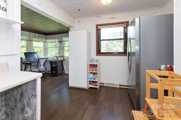 Weaverville, NC 28787,15 Gaddy RD