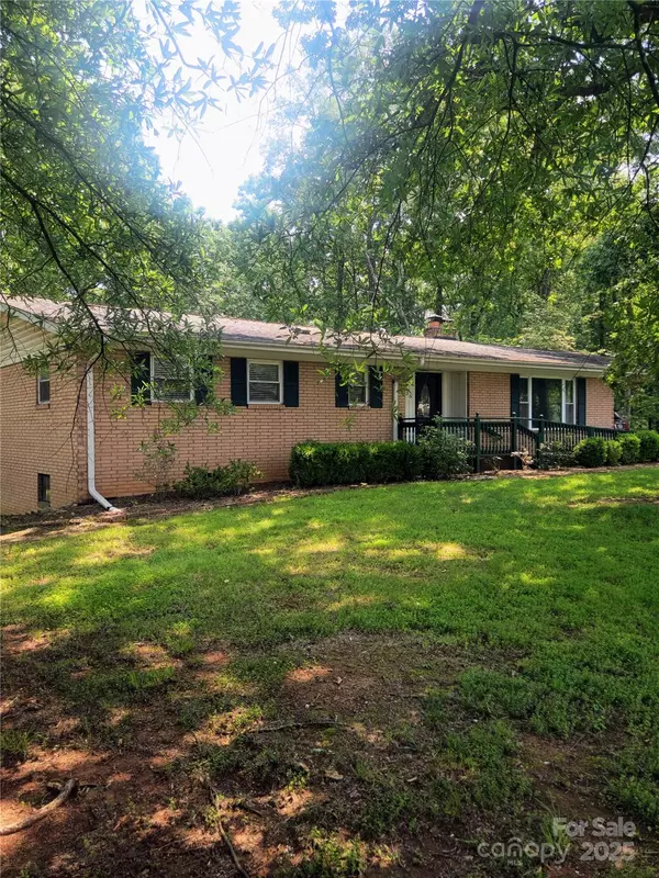 Albemarle, NC 28001,536 Catalina DR