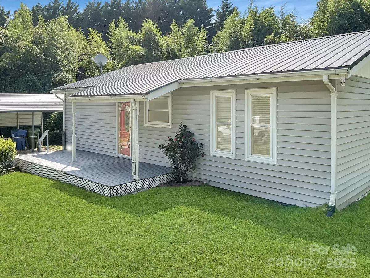Asheville, NC 28803,13 Rosscraggon DR