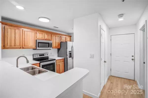 Davidson, NC 28036,753 Southwest DR