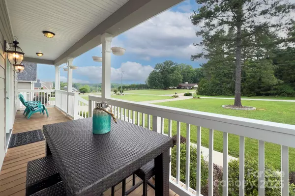 York, SC 29745,1327 Springlake RD