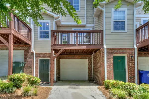 Mooresville, NC 28117,121 High Ridge RD